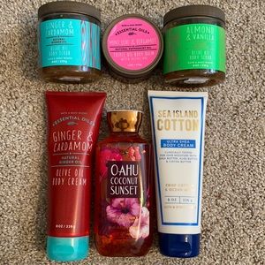 Lot of Brand New Bath & Body Works Items
